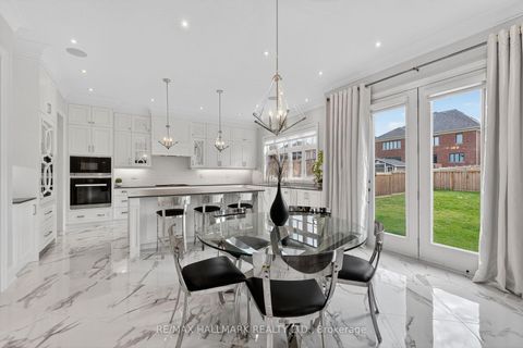 Photo 14 at 29 Secret Garden Court, Kleinburg, Vaughan