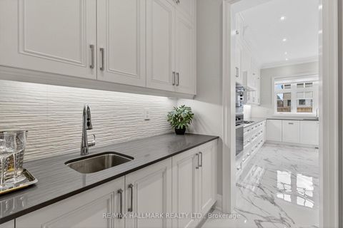 Photo 22 at 29 Secret Garden Court, Kleinburg, Vaughan