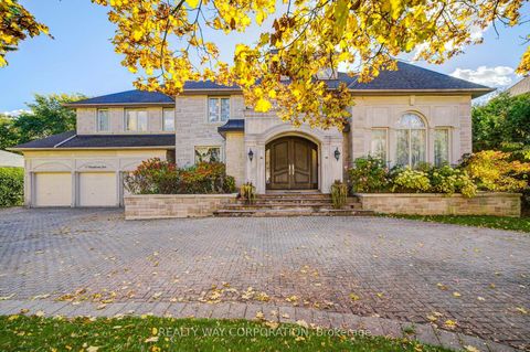 Photo 1 at 17 Heathcote Avenue, Windfields, Toronto