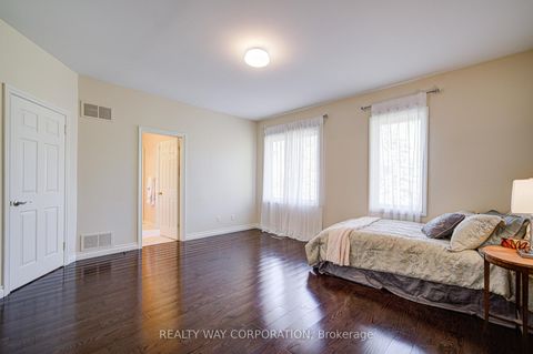 Photo 18 at 17 Heathcote Avenue, Windfields, Toronto