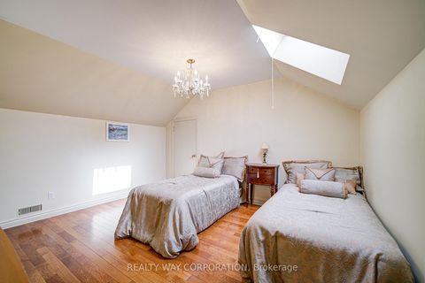 Photo 30 at 17 Heathcote Avenue, Windfields, Toronto