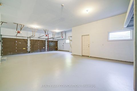 Photo 42 at 17 Heathcote Avenue, Windfields, Toronto