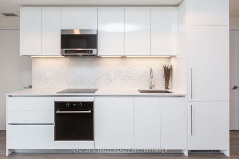 Photo 7 at 2006 - 8 Cumberland Street, Annex, Toronto