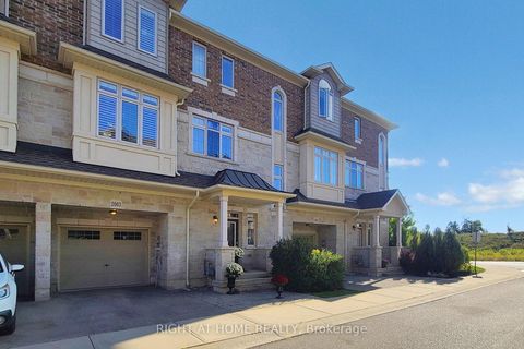 Photo 1 at 2003 DEERVIEW Common, BC Bronte Creek, Oakville