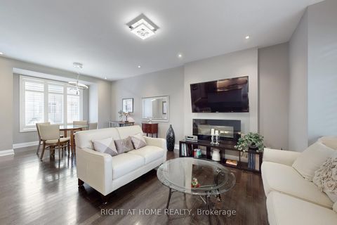 Photo 4 at 2003 DEERVIEW Common, BC Bronte Creek, Oakville