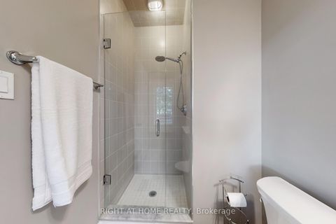 Photo 35 at 2003 DEERVIEW Common, BC Bronte Creek, Oakville