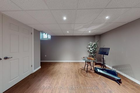 Photo 38 at 2003 DEERVIEW Common, BC Bronte Creek, Oakville