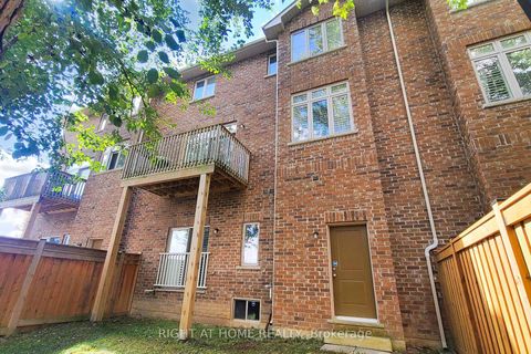 Photo 47 at 2003 DEERVIEW Common, BC Bronte Creek, Oakville