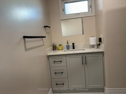 Photo 17 at 38 Henderson Drive, Aurora Highlands, Aurora