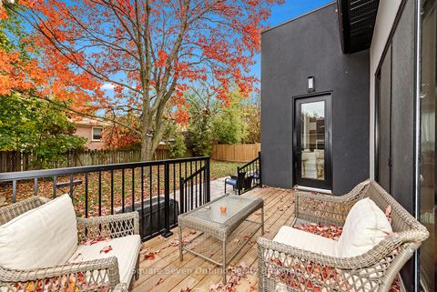 Photo 2 at 518 Sherin Drive, WO West, Oakville