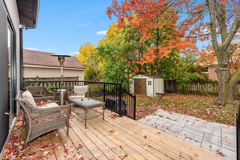 Photo 3 at 518 Sherin Drive, WO West, Oakville