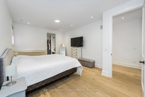 Photo 7 at 518 Sherin Drive, WO West, Oakville