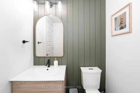 Photo 16 at 48 - 8167 Kipling Avenue, West Woodbridge, Vaughan