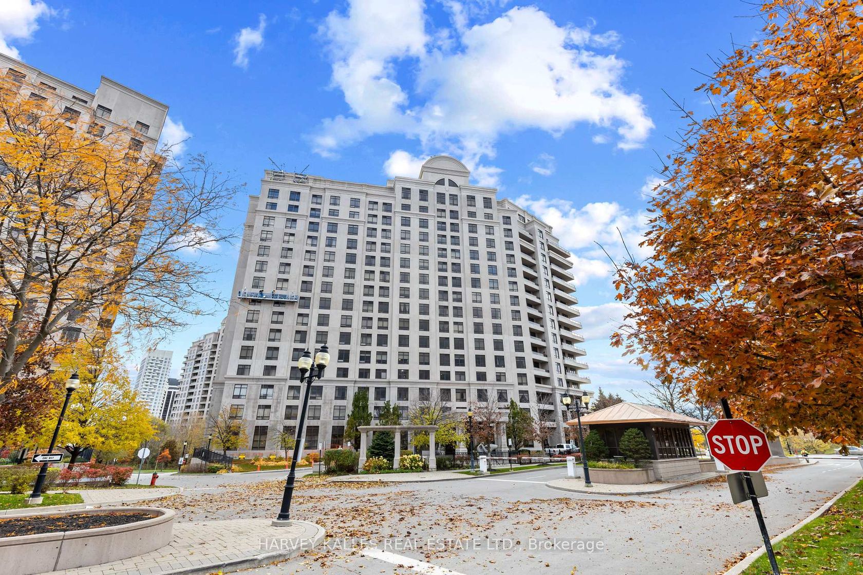 1206 - 9235 Jane Street, Maple, Vaughan 