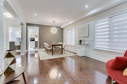 Photo 11 at 8 Aegis Drive, Patterson, Vaughan