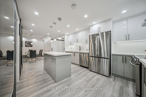 Photo 5 at 1003 - 299 Mill Road, Markland Wood, Toronto