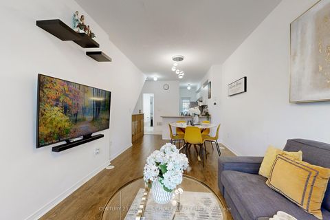 Photo 12 at 1 - 35 Island Road, Rouge E10, Toronto