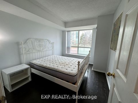 Photo 6 at 301 - 51 Baffin Crescent, Langstaff, Richmond Hill