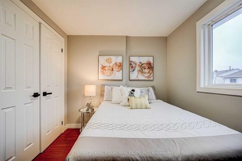 Photo 13 at 14 Grenbeck Drive, Milliken, Toronto