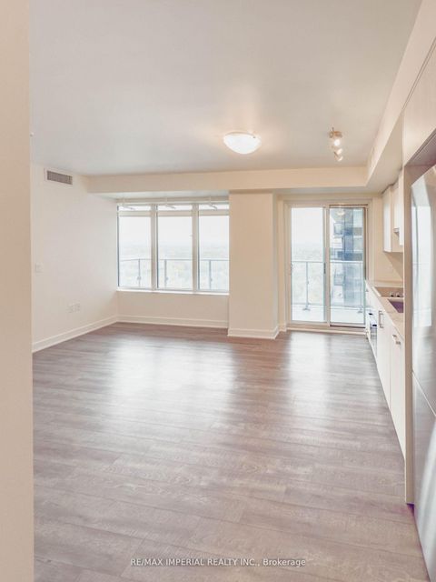 Photo 2 at 2203 Nt - 99 Broadway Avenue, Mount Pleasant West, Toronto