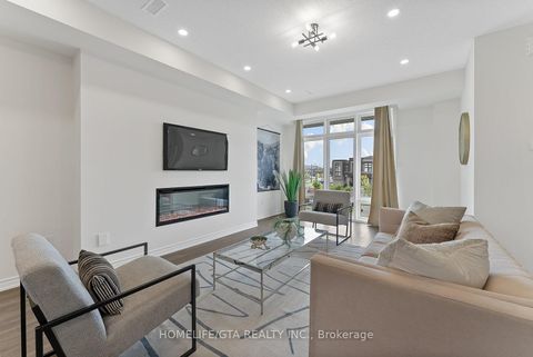 Photo 14 at 7 Holyrood Crescent, Kleinburg, Vaughan