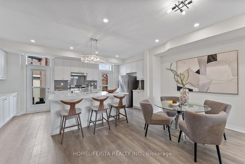 Photo 17 at 7 Holyrood Crescent, Kleinburg, Vaughan