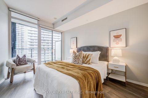 Photo 7 at 3211 - 125 Peter Street, Waterfront Communities C1, Toronto