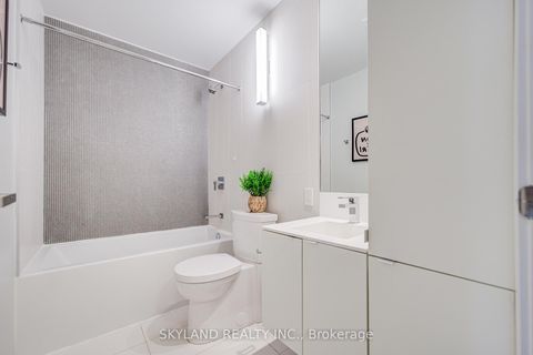 Photo 13 at 3211 - 125 Peter Street, Waterfront Communities C1, Toronto