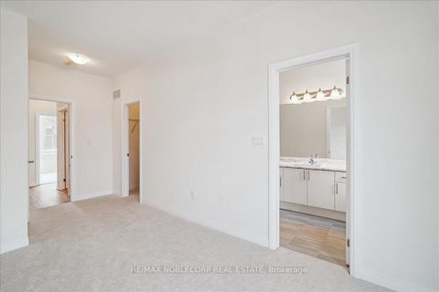 Photo 15 at 16 Tay Lane, Rural Richmond Hill, Richmond Hill