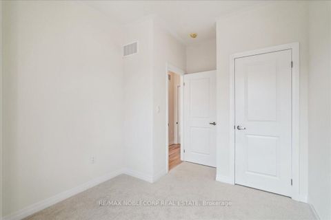 Photo 19 at 16 Tay Lane, Rural Richmond Hill, Richmond Hill