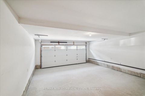 Photo 23 at 16 Tay Lane, Rural Richmond Hill, Richmond Hill