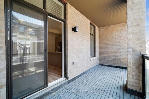 Photo 25 at 16 Tay Lane, Rural Richmond Hill, Richmond Hill