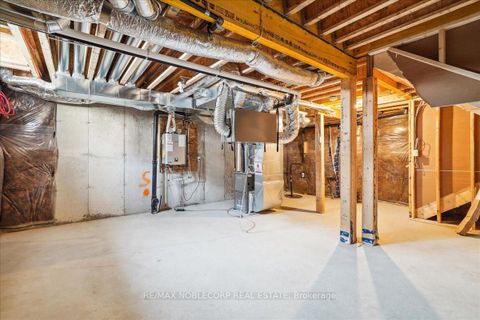 Photo 27 at 16 Tay Lane, Rural Richmond Hill, Richmond Hill