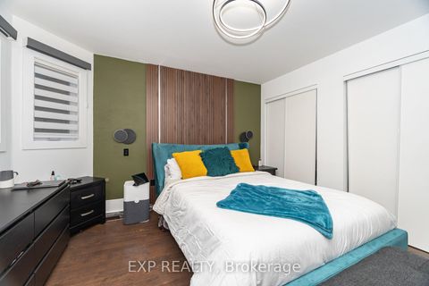 Photo 26 at 118 Solway Avenue, Maple, Vaughan