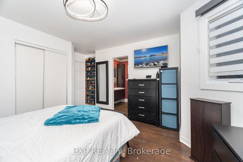 Photo 27 at 118 Solway Avenue, Maple, Vaughan