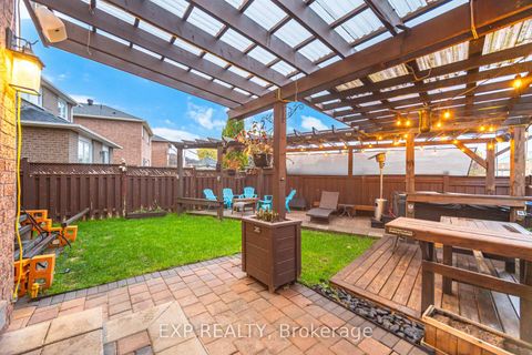 Photo 38 at 118 Solway Avenue, Maple, Vaughan