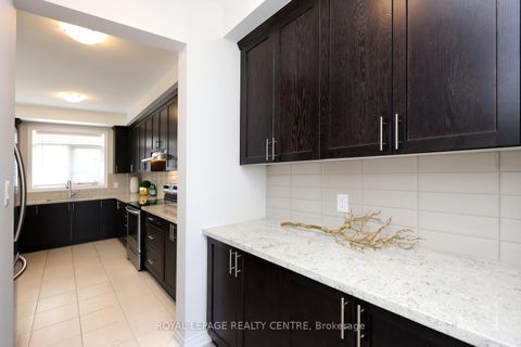 Photo 17 at 3020 George Savage Avenue, GO Glenorchy, Oakville