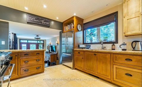 Photo 17 at 550 Fourth Line, WO West, Oakville