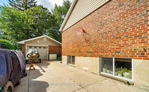 Photo 37 at 550 Fourth Line, WO West, Oakville