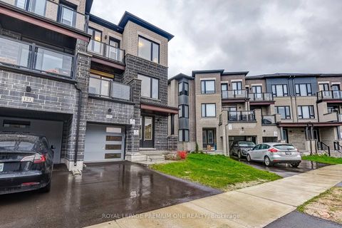 Photo 1 at 117 TENNANT Circle, Vellore Village, Vaughan