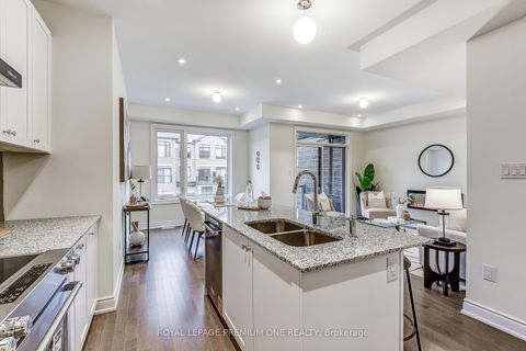 Photo 11 at 117 TENNANT Circle, Vellore Village, Vaughan