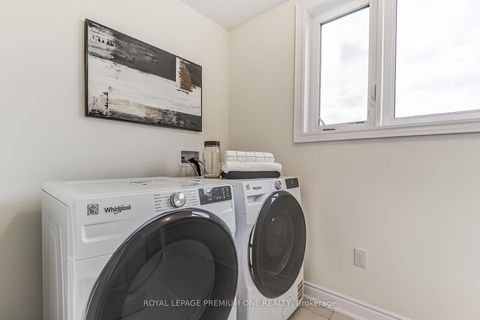 Photo 22 at 117 TENNANT Circle, Vellore Village, Vaughan