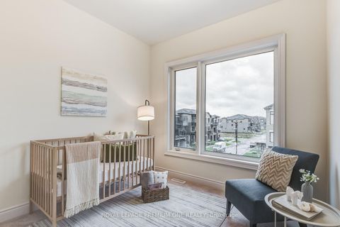 Photo 36 at 117 TENNANT Circle, Vellore Village, Vaughan