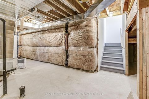 Photo 38 at 117 TENNANT Circle, Vellore Village, Vaughan