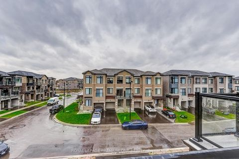 Photo 43 at 117 TENNANT Circle, Vellore Village, Vaughan