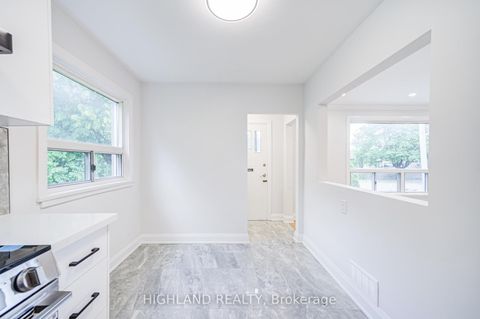 Photo 11 at 38 Esmond Crescent, Old Rexdale, Toronto