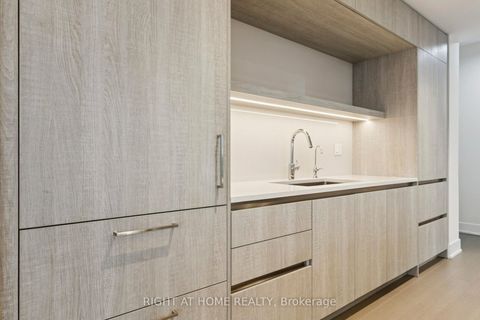 Photo 17 at 504 - 6 Jackes Avenue, Moore Park, Toronto