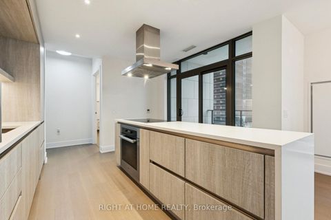 Photo 18 at 504 - 6 Jackes Avenue, Moore Park, Toronto