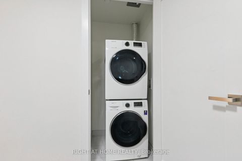 Photo 39 at 504 - 6 Jackes Avenue, Moore Park, Toronto