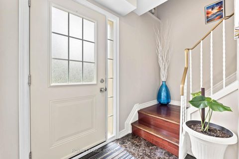 Photo 8 at 85 Bradstone Square, Malvern, Toronto